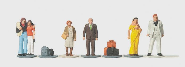 Merten 0282523 TT120 Passers By (6) Figure Set