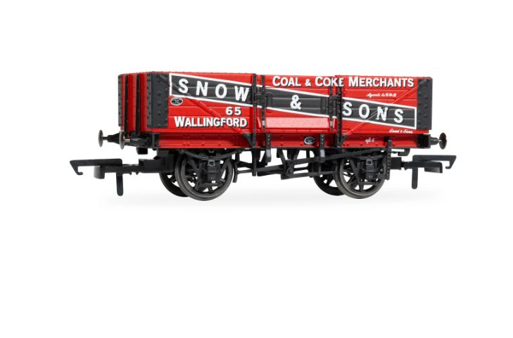 Hornby OO Gauge R60305 Snow &amp; Sons - 5 Plank Wagon - No. 65
