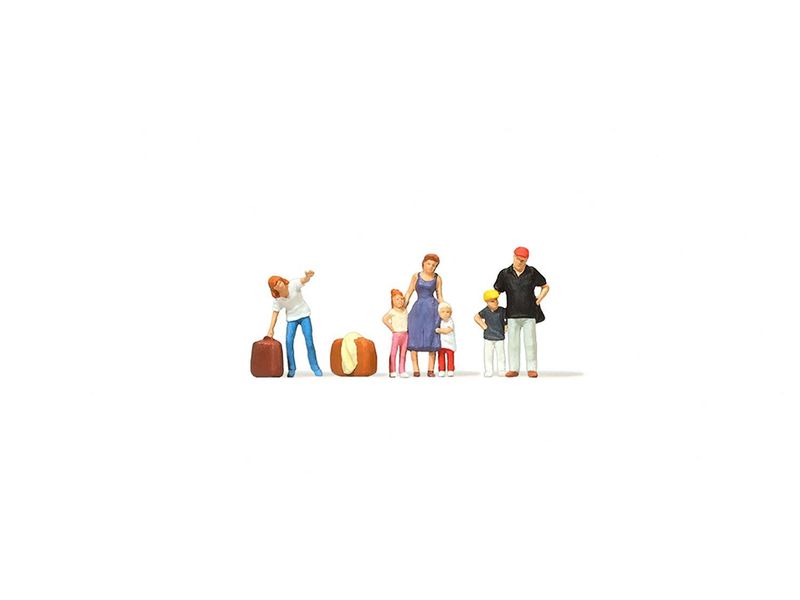 Merten 0282539 TT120 Passengers with Luggage (6) Figure Set