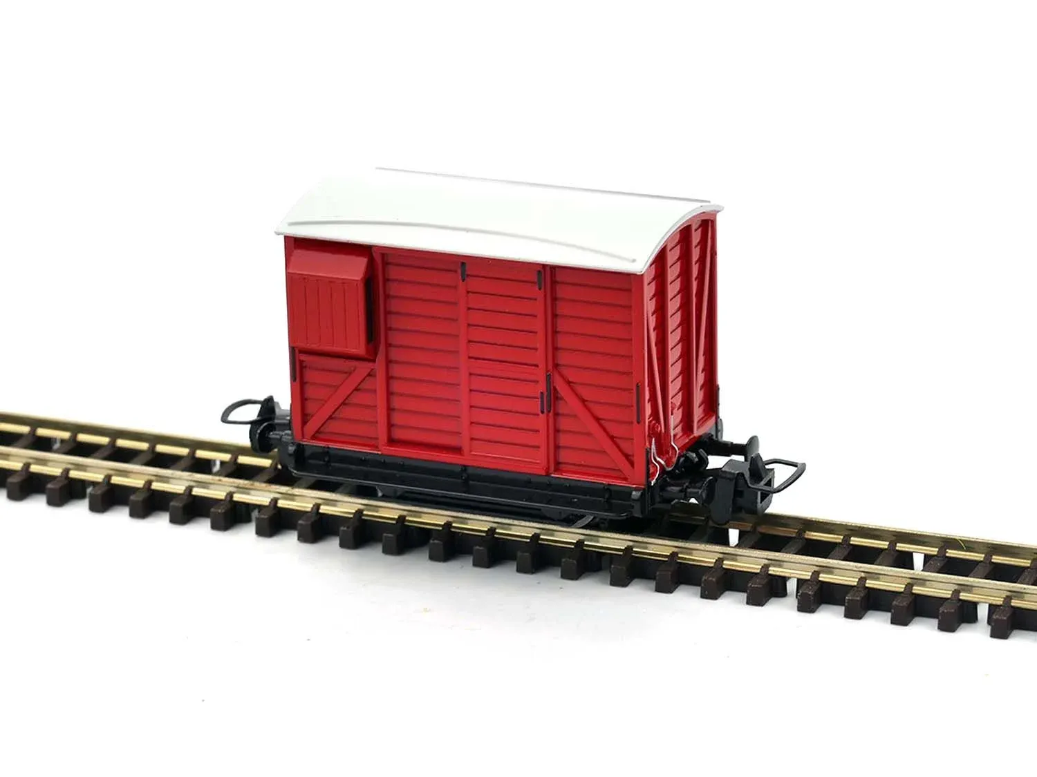 Bachmannn 77207 OO9 Gauge Thomas and Friends Brake Van - Red Bachmannn 77207 OO9 Gauge Thomas and Friends Brake Van - Red
