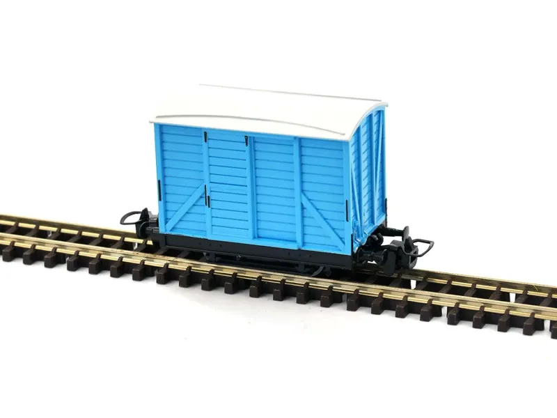 Bachmann 77208 OO9 Gauge Thomas and Friends Box Van - Blue Bachmann 77208 OO9 Gauge Thomas and Friends Box Van - Blue