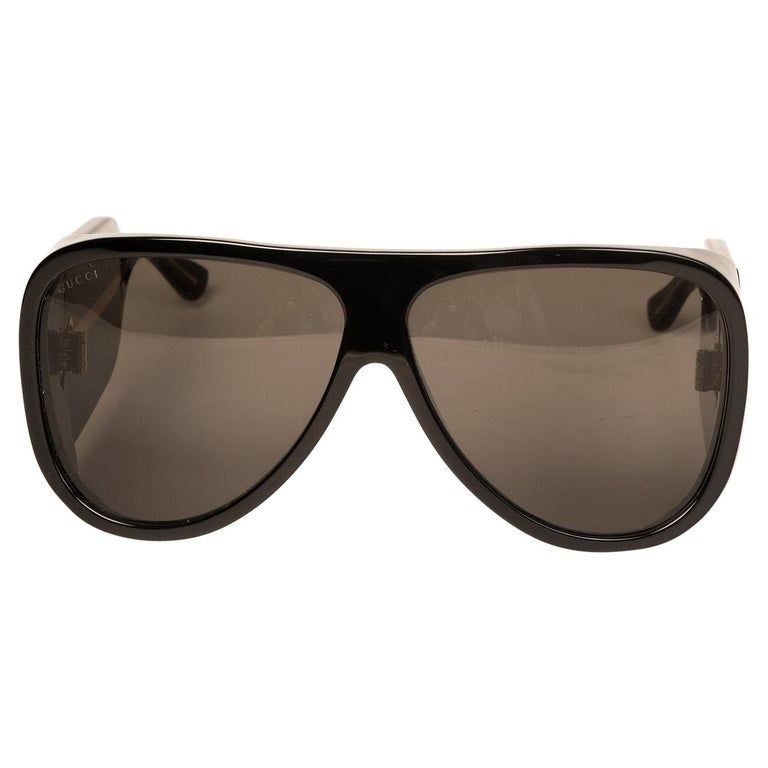 GUCCI OVERSIZED AVIATOR SUNGLASSES GG0149S