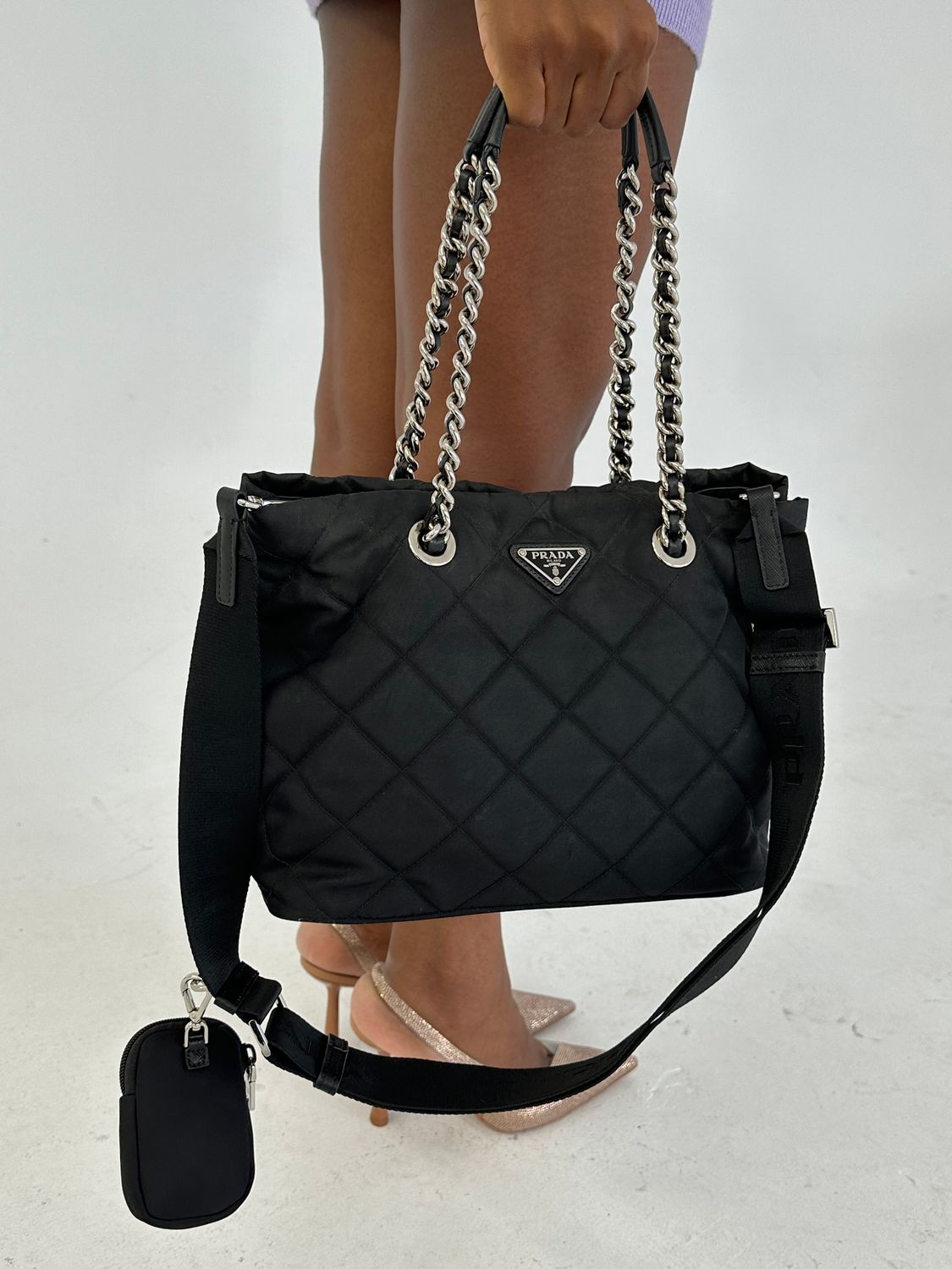 PRADA NYLON BLACK QUILTED TESSUTO MEDUIM CHAIN BAG 173