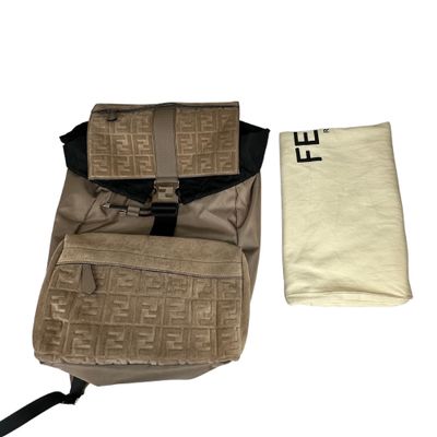 FENDI FENDINESS ROMA FF MEDIUM BROWN FF BACKPACK (7VZ066)