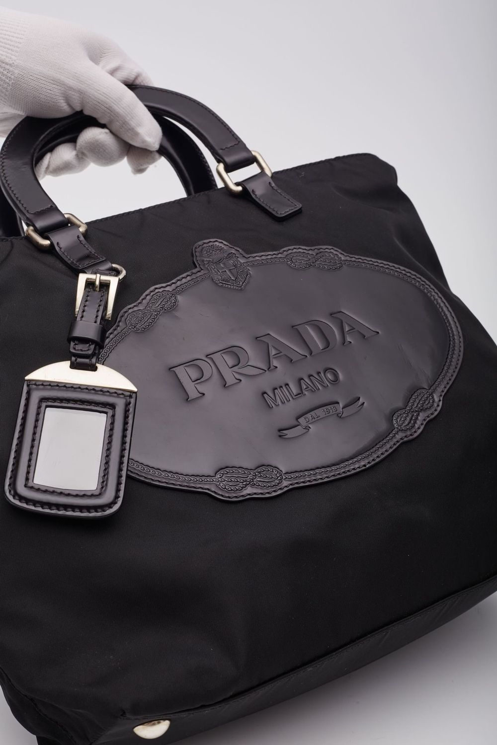 prada-tessuto-nylon-black-logo-tote-bag