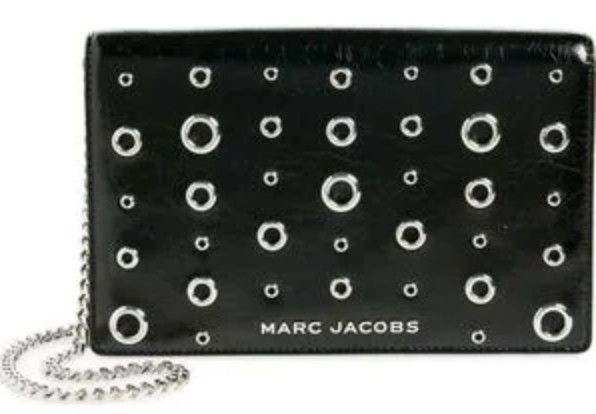 MARC JACOBS  BLACK GROMMET WALLET ON CHAIN  FLAP