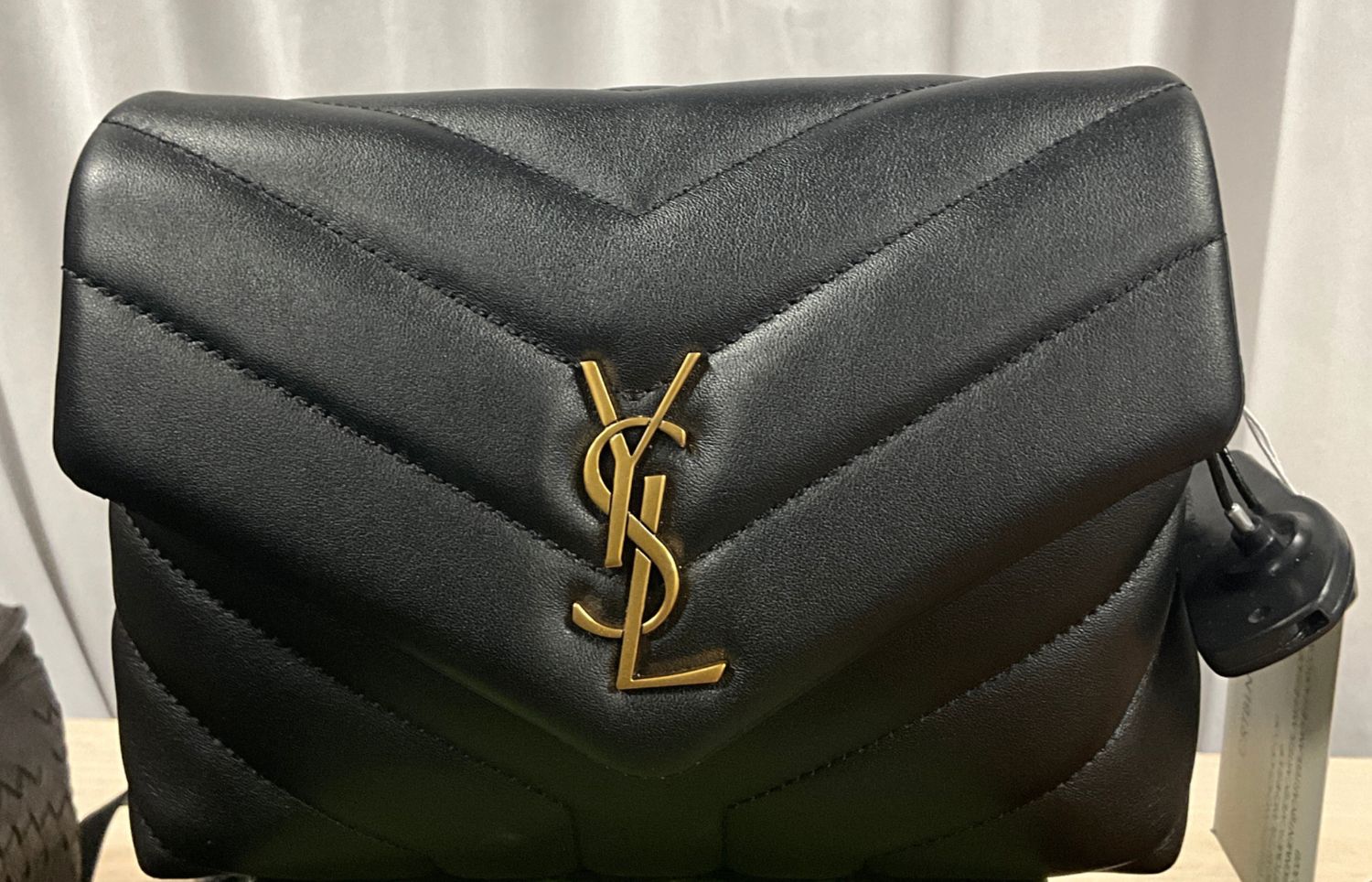 SAINT LAURENT CALFSKIN BLACK  QUILTED TOY LOU LOU BAG GOLD HARDWARE (FOR SANDY)