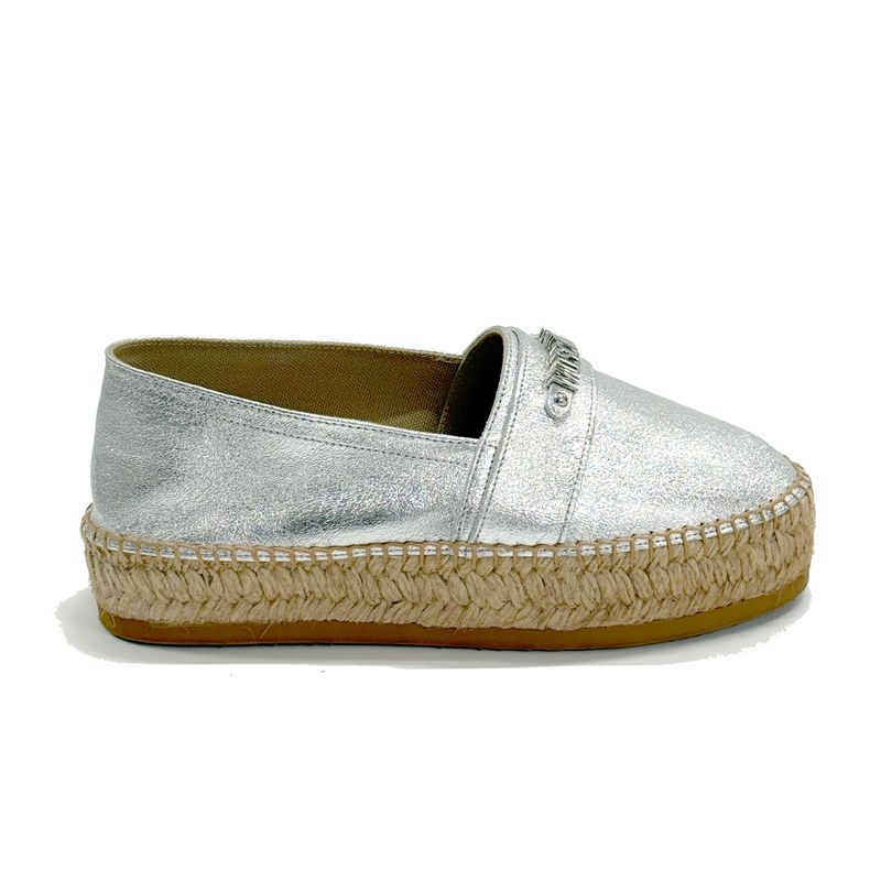 ESPADRILLES MÉTALLIQUES ARGENTÉES MOSCHINO (PLAQUE LOGO, TAILLE 38)