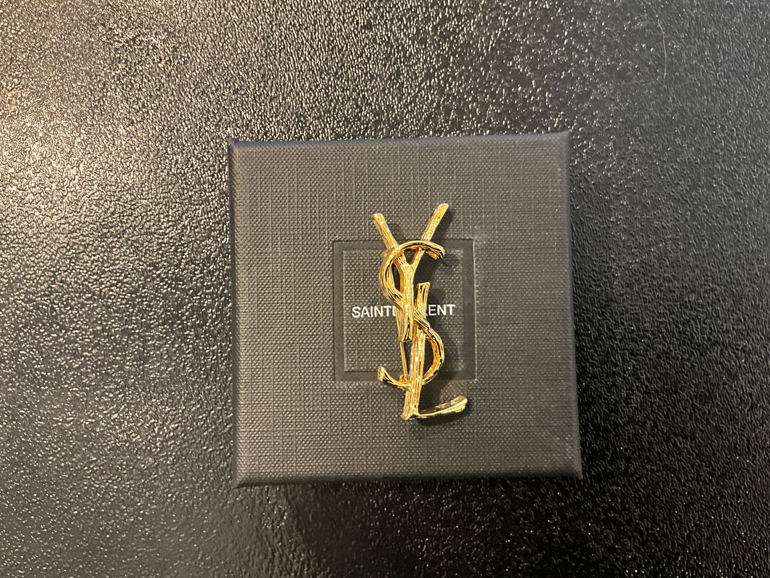 SAINT LAURENT SMALL GOLD BROOCH