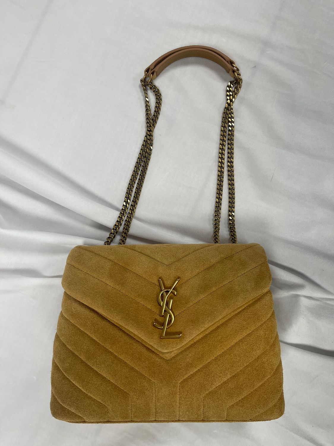 SAINT LAURENT SMALL LOULOU QUILTED SUEDE SHOULDER BAG CAMEL