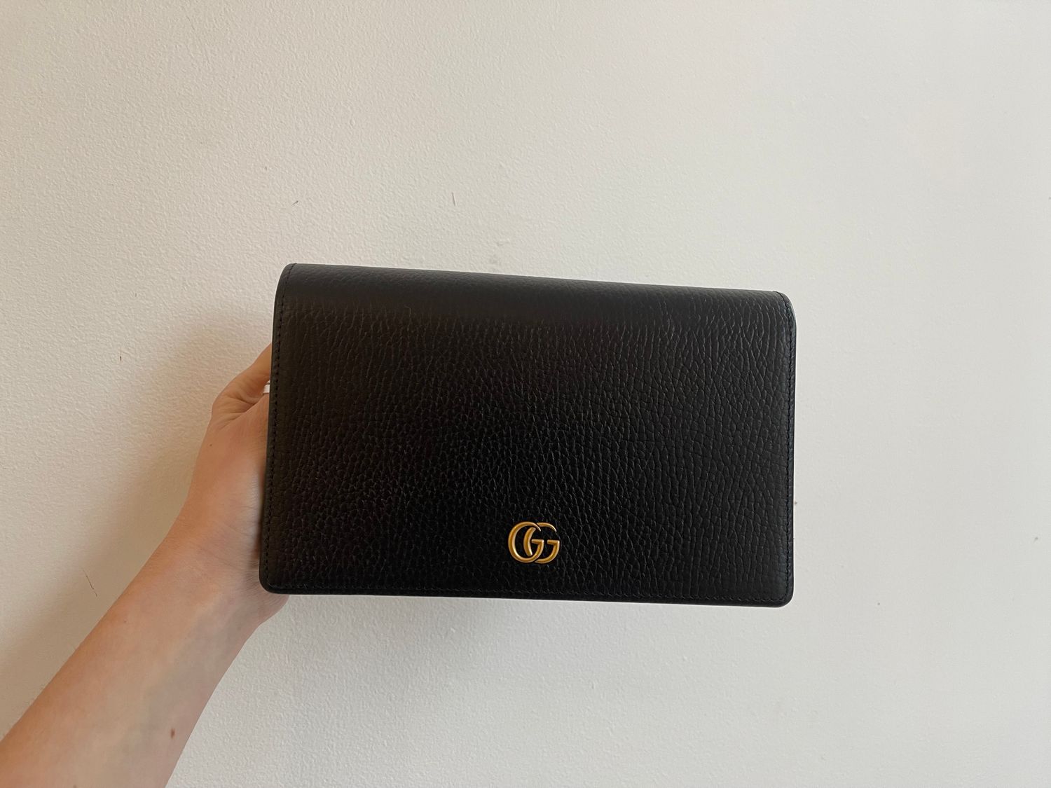 GUCCI CALFSKIN GG MARMONT WALLET ON CHAIN BAG BLACK/GOLD