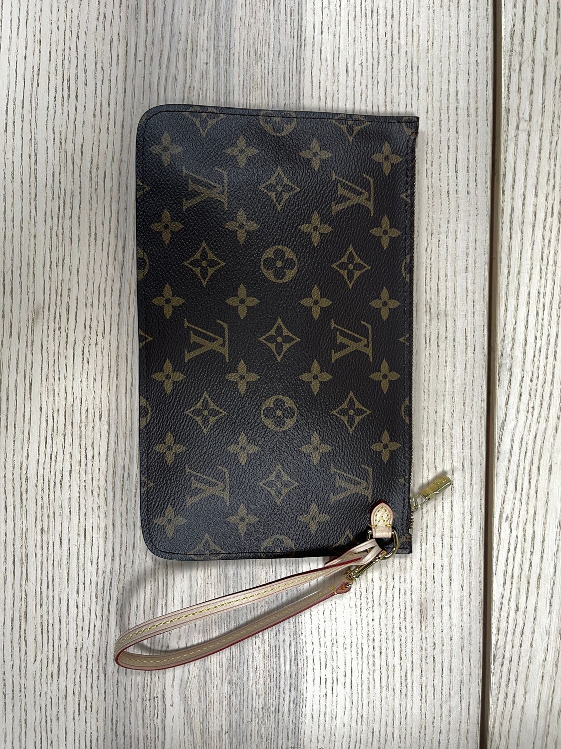 LOUIS VUITTON NEVERFULL POCHETTE MONOGRAM
