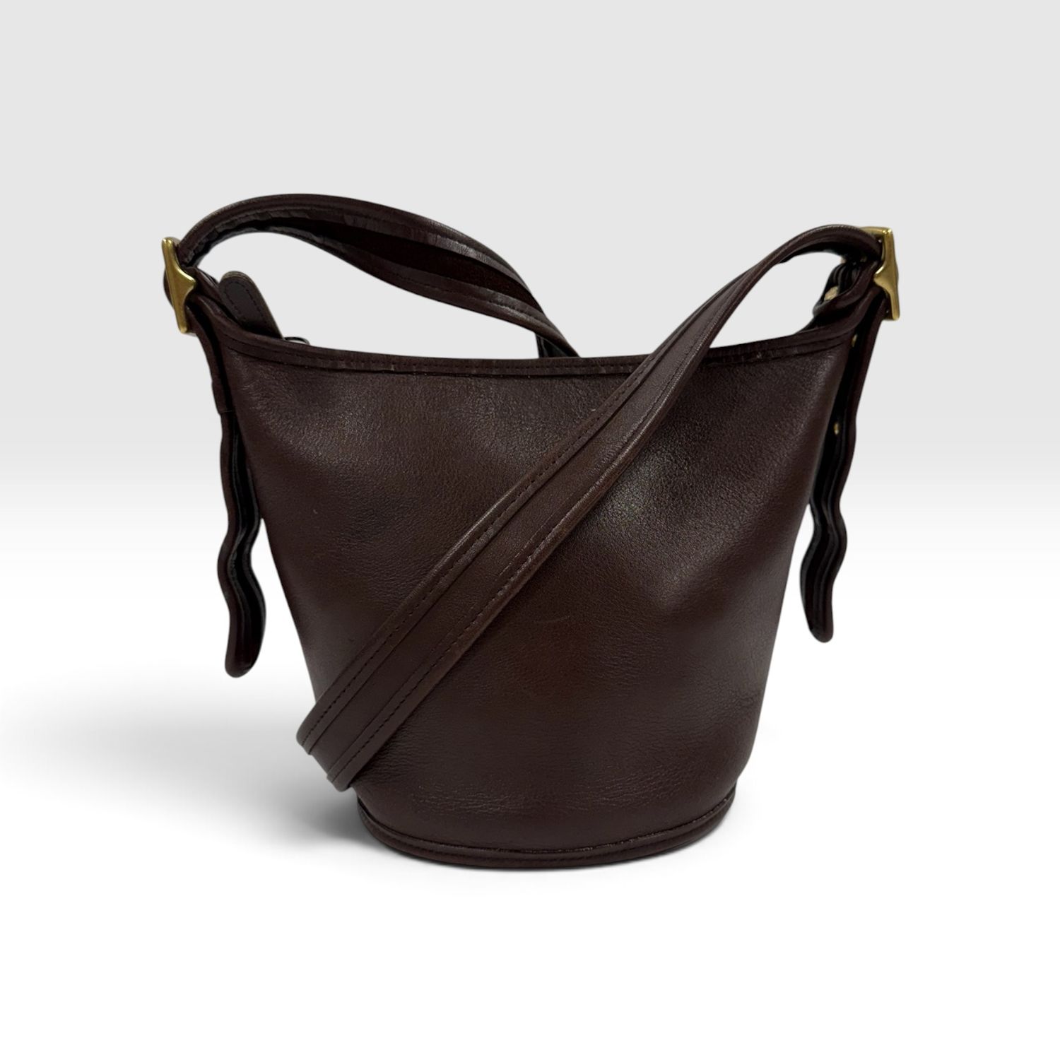 COACH VINTAGE  9019 MAGGIE DARK BROWN LEATHER BUCKET SHOULDER BAG