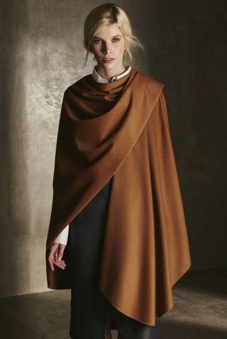 100% Vicuna Cape