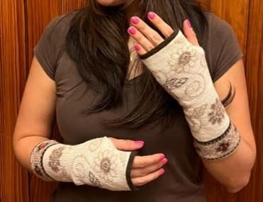 Golden Flowers Embroidered Mittens