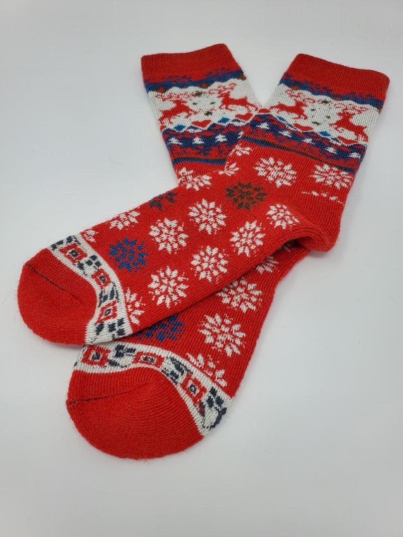 One Size Christmas Knit Socks, Color: Holly Berry Red
