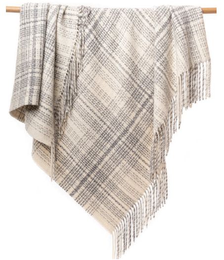 Rustic Plaid Blanket, Color: Ivory/Silver