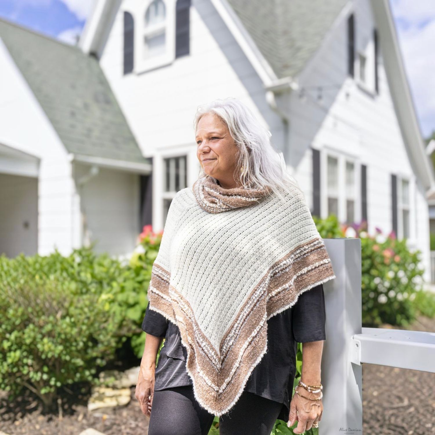 Puchka Poncho, Color: White