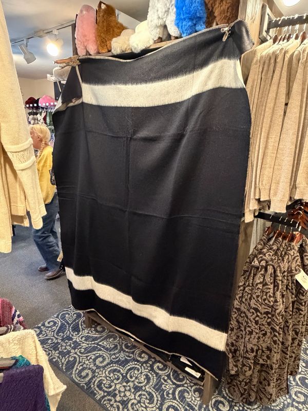 Double Stripe Blanket