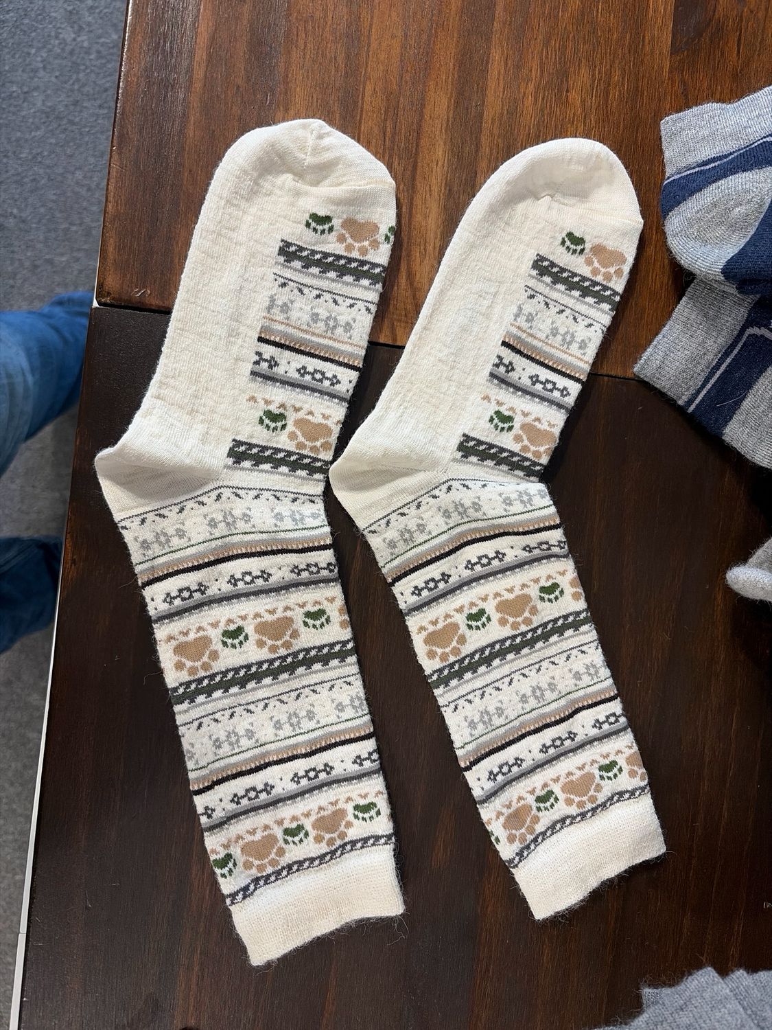Paw Logo Knit Socks