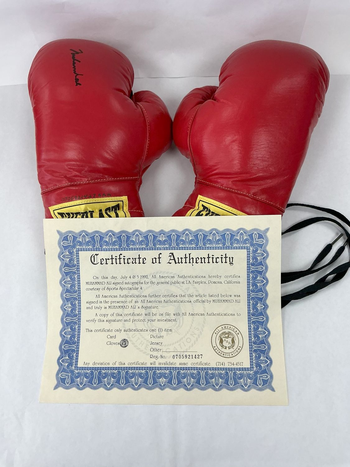 Muhammad Ali Autographed Set of Gloves with COA - Everlast Gloves with Laces