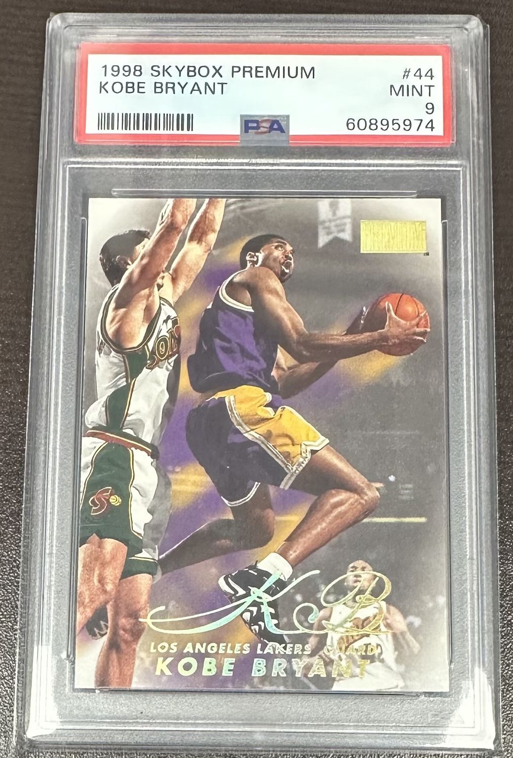 1998 Skybox Premium Kobe Bryant #44 - PSA 9