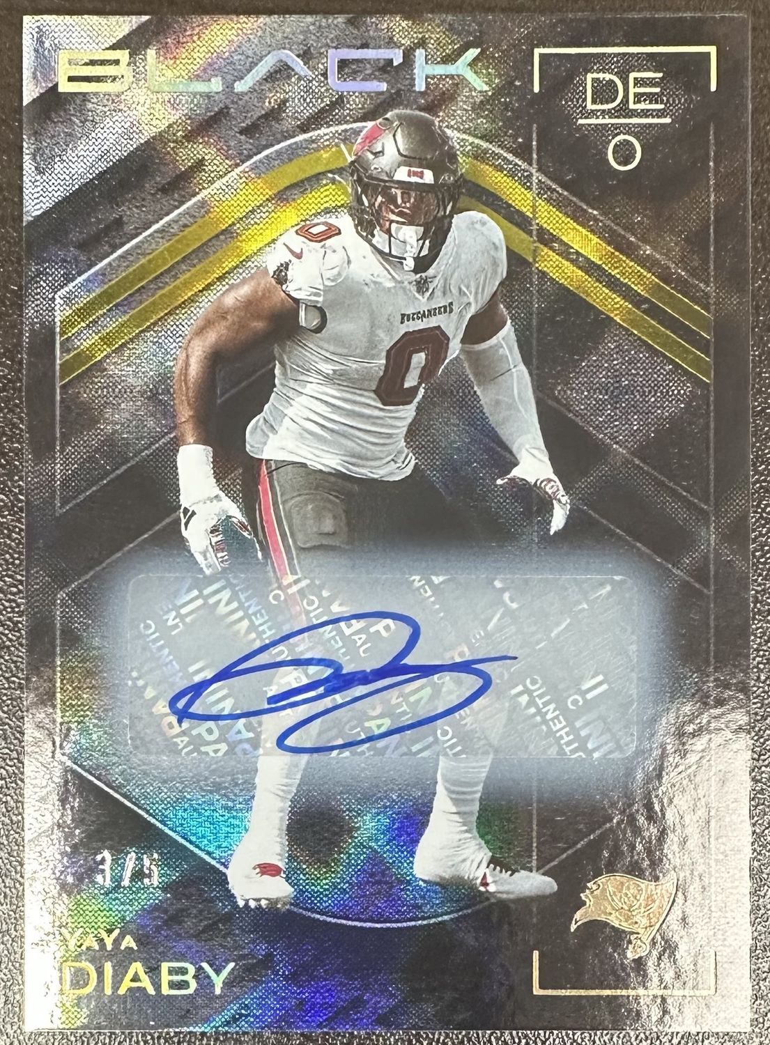 2025 Panini Black YaYa Diaby 3/5 Autograph #77 - Tampa Bay Buccaneers