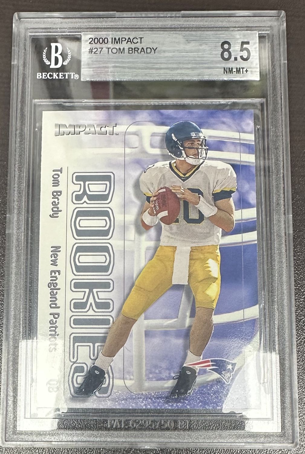 2000 Impact Tom Brady #27 Rookie Card - BGS 8.5