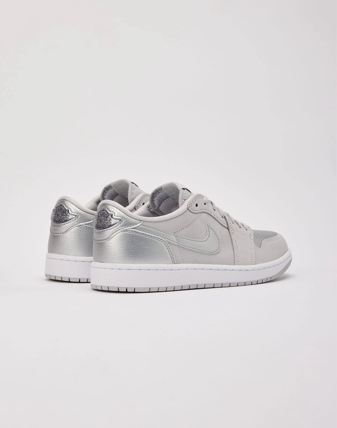 Air Jordan 1 Low (Silver) SIZE 9.5 Last Pair