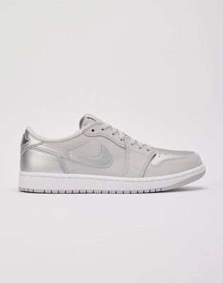 Air Jordan 1 Low (Silver) SIZE 9.5 Last Pair