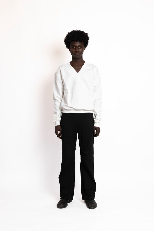 Aton - V Neck Sweatshirt White