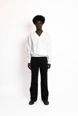 Aton - V Neck Sweatshirt White