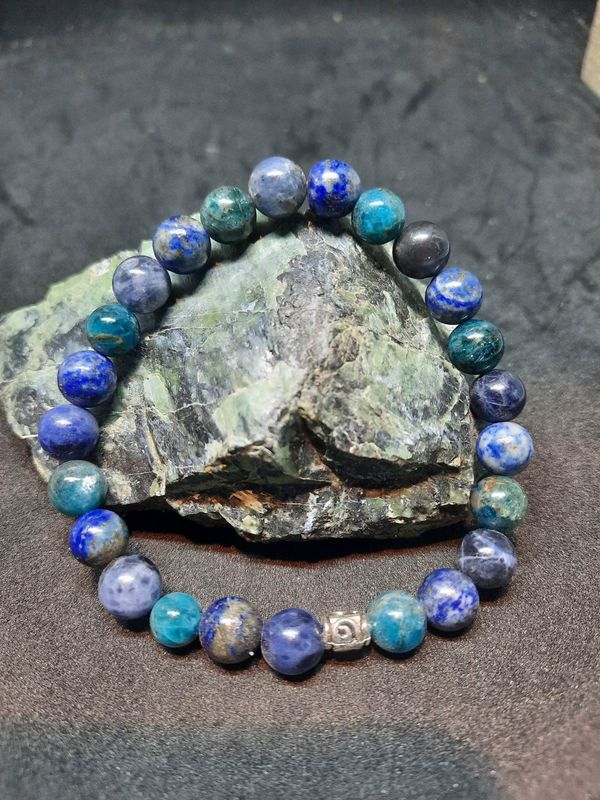 Bracelet Créativité 8mm pierre naturel fait main