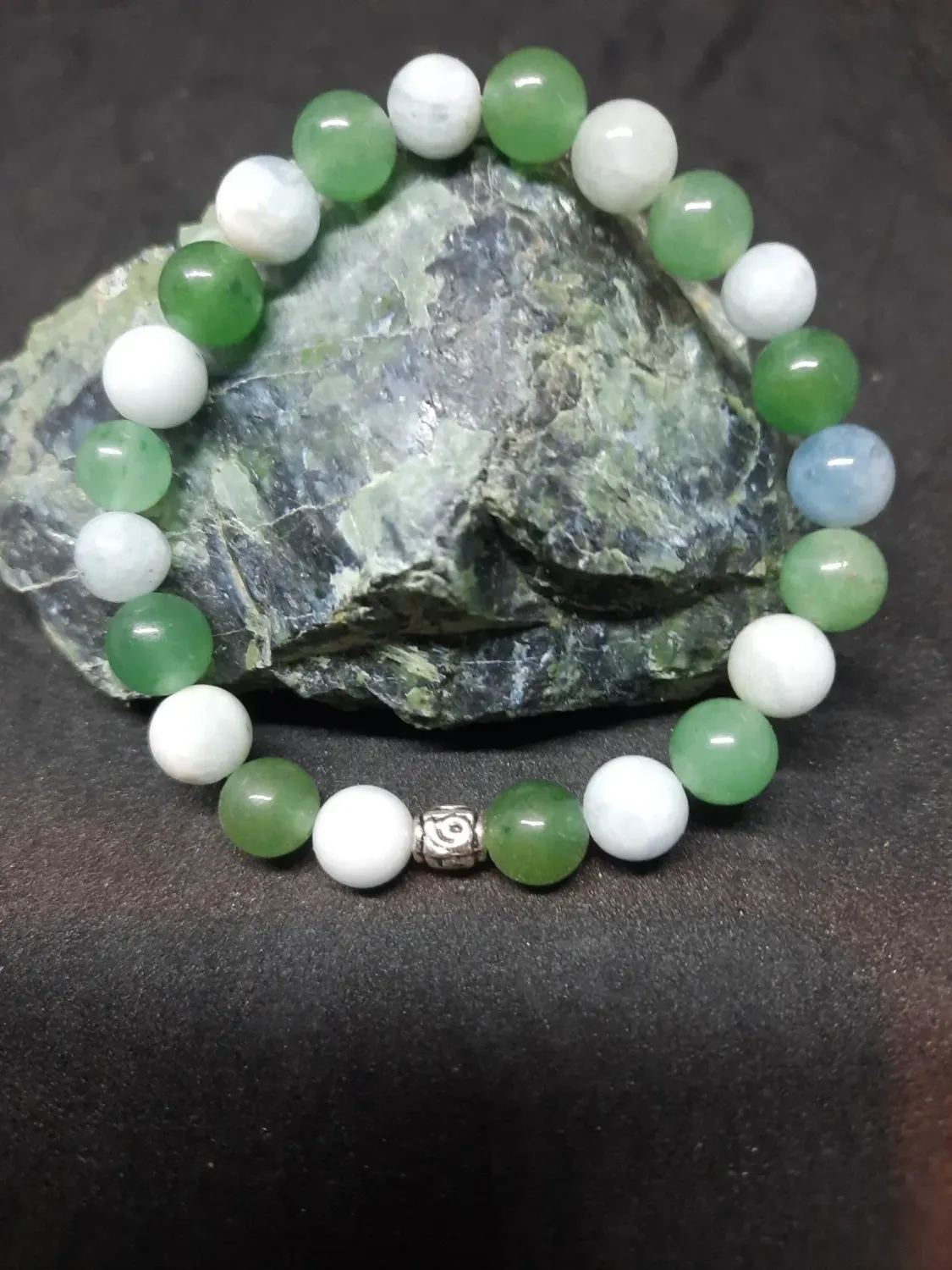 Bracelet Angoisse extrême 8mm pierre naturel fait main