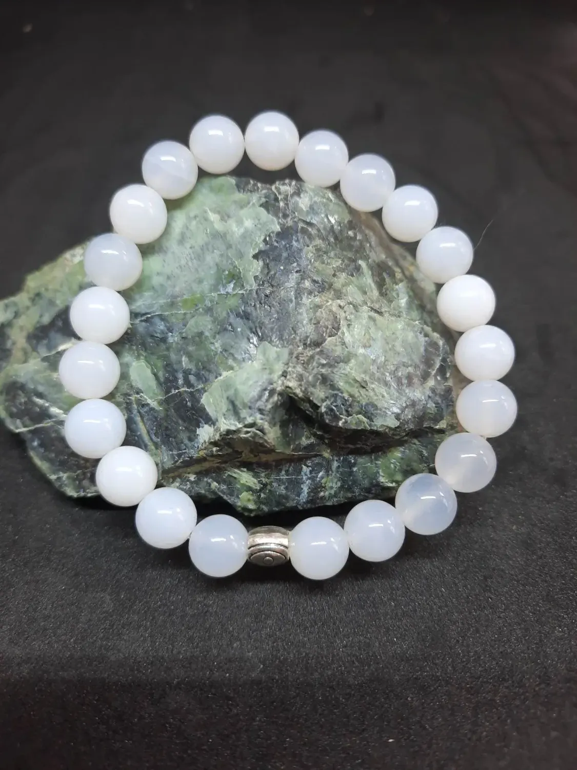 Bracelet Calcédoine bleue 8mm pierre naturel fait main