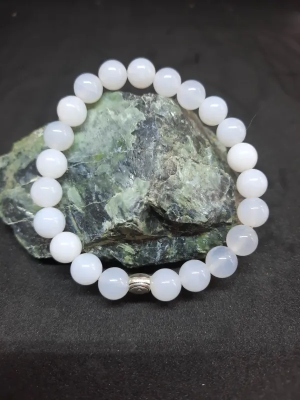 Bracelet Calcédoine bleue 8mm pierre naturel fait main