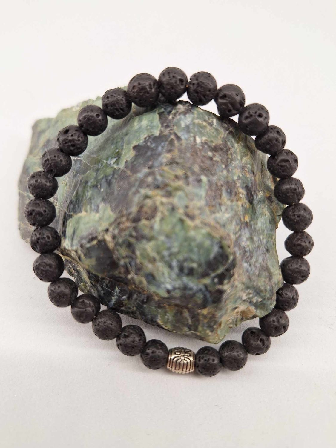 Bracelet Pierre de lave 6mm pierre naturel fait main