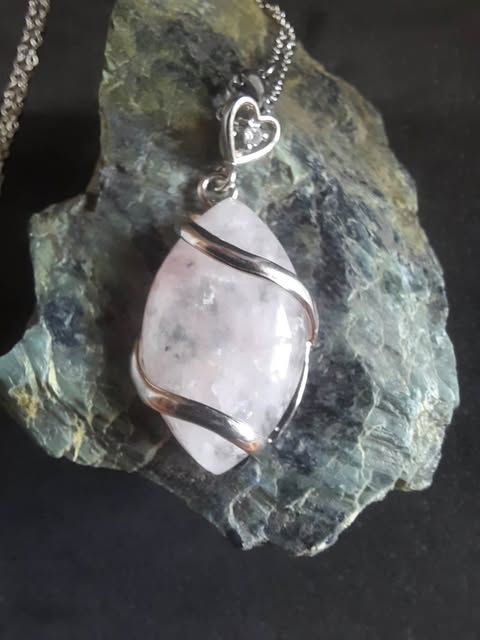 Pendentif Quartz rose