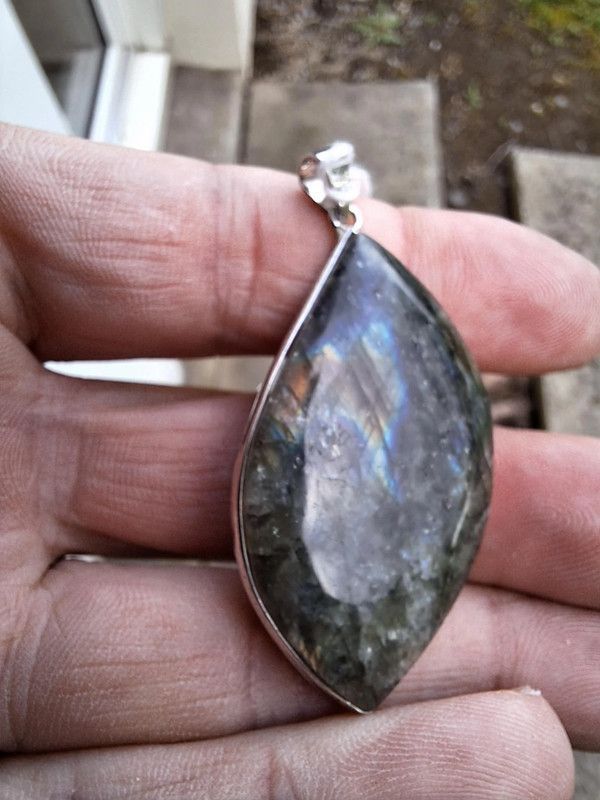 Pendentif Labradorite pierre naturel ( B )