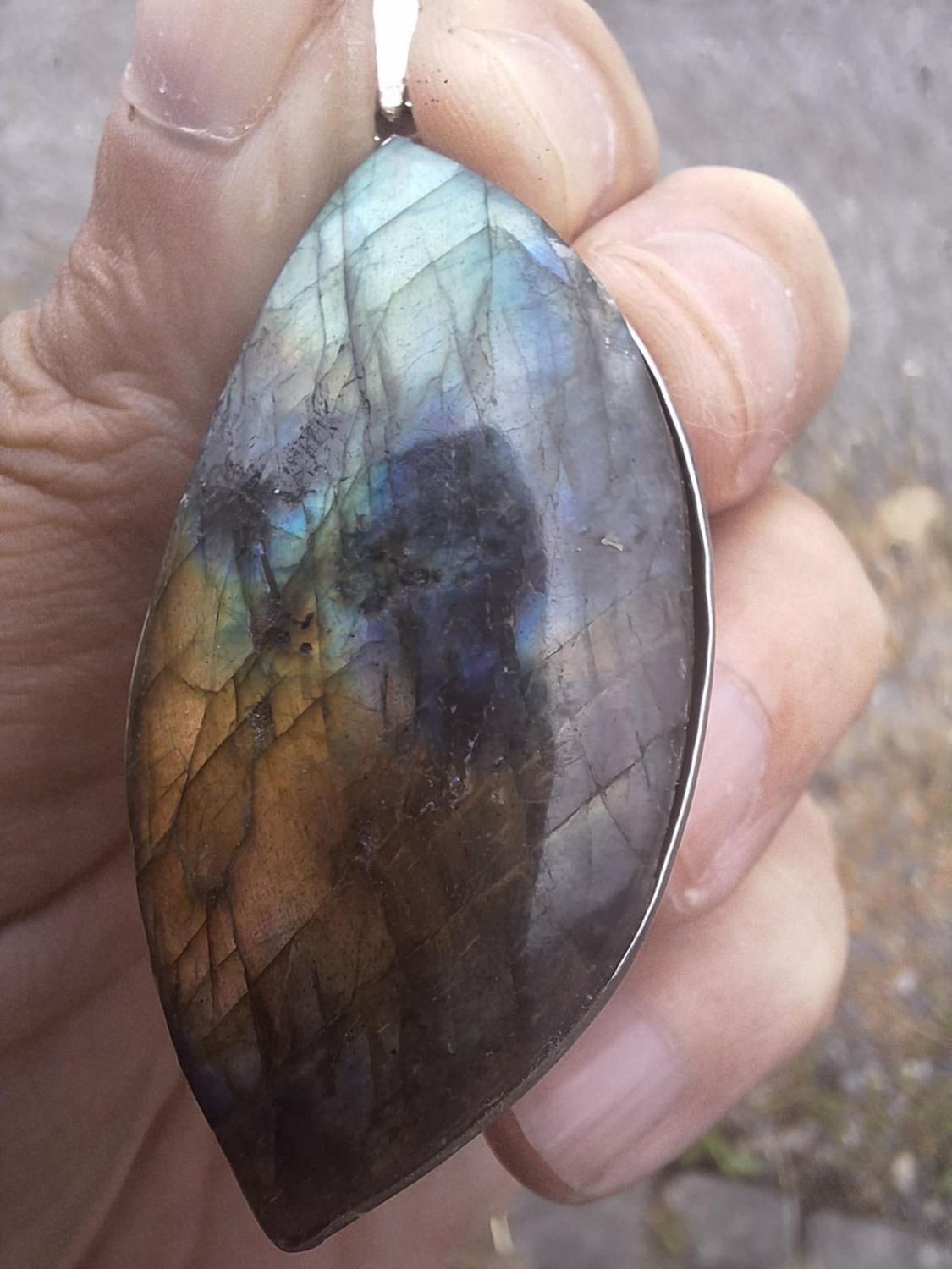 Pendentif Labradorite pierre naturel ( N )