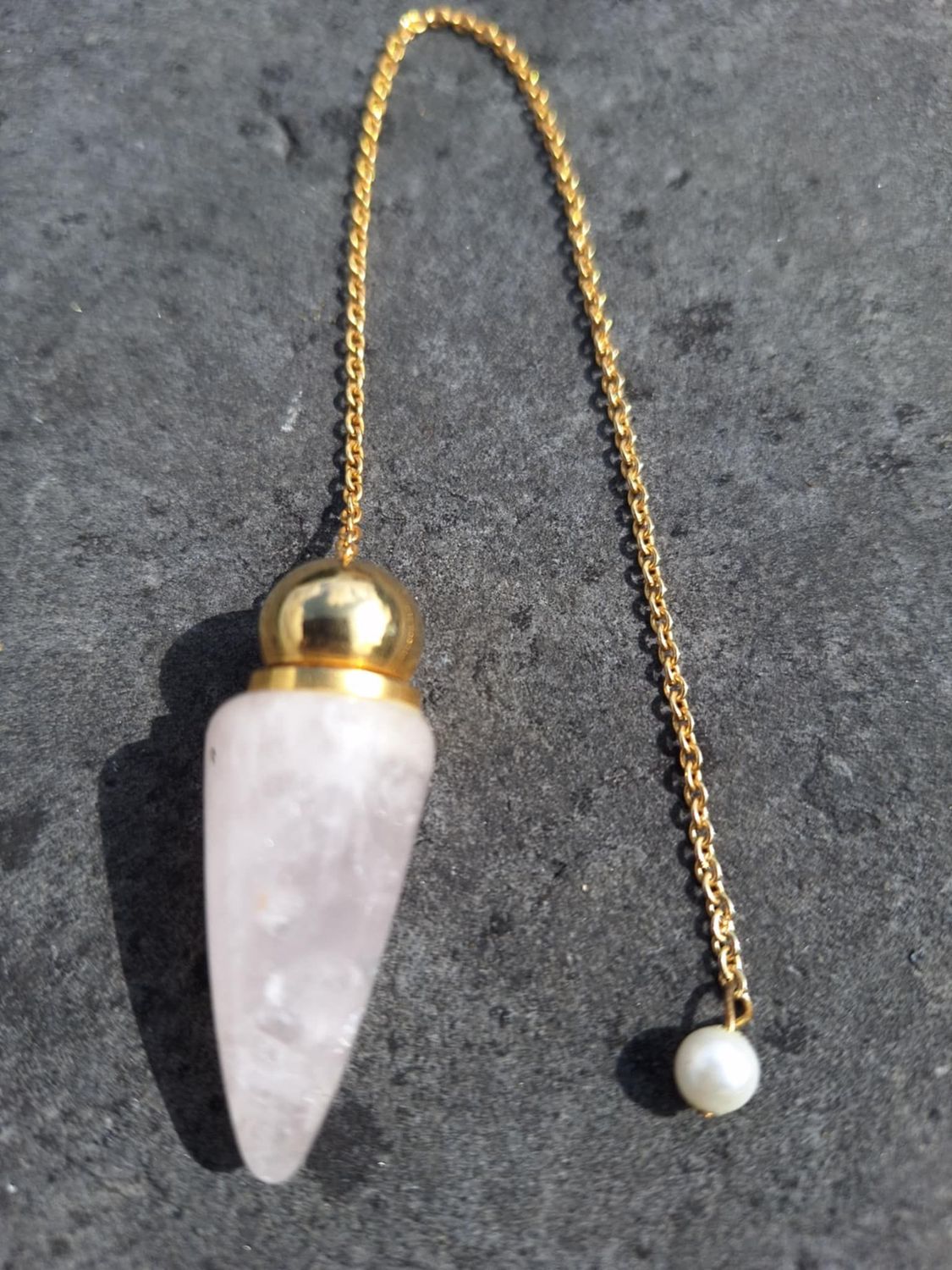 Pendule Quartz rose pierre naturel