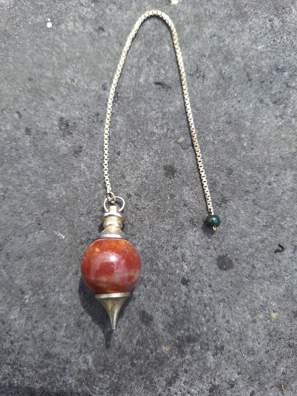 Pendule Jaspe rouge