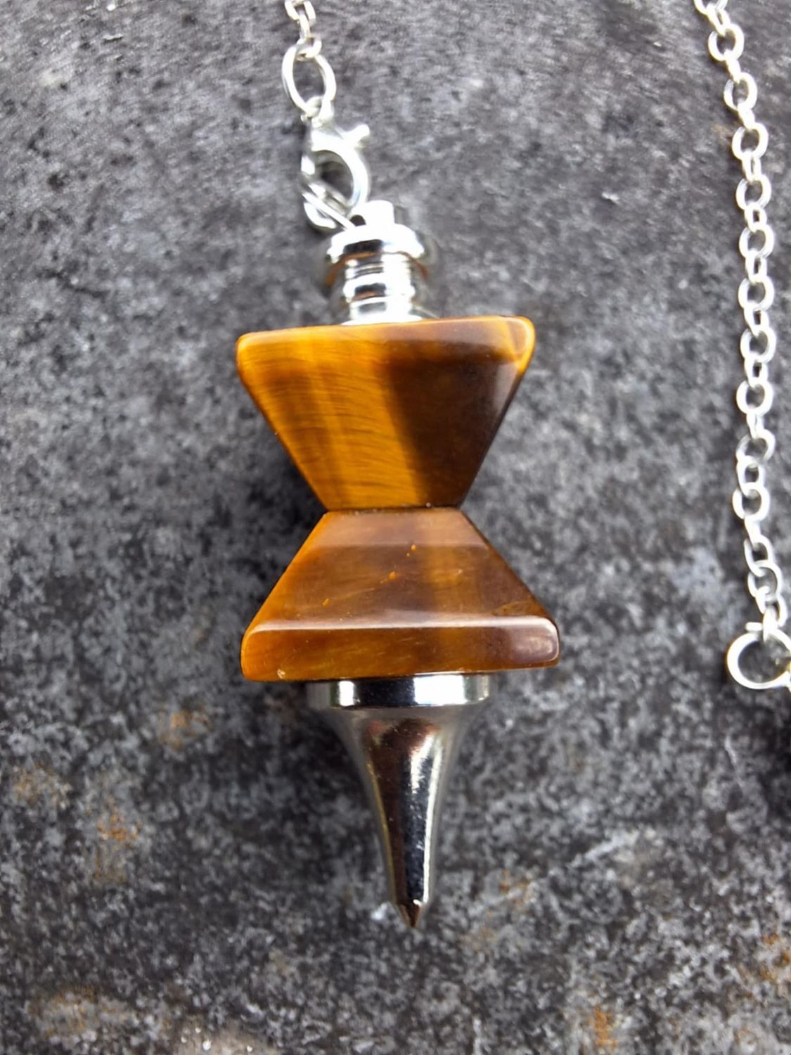 Pendule Œil de tigre pierre naturel