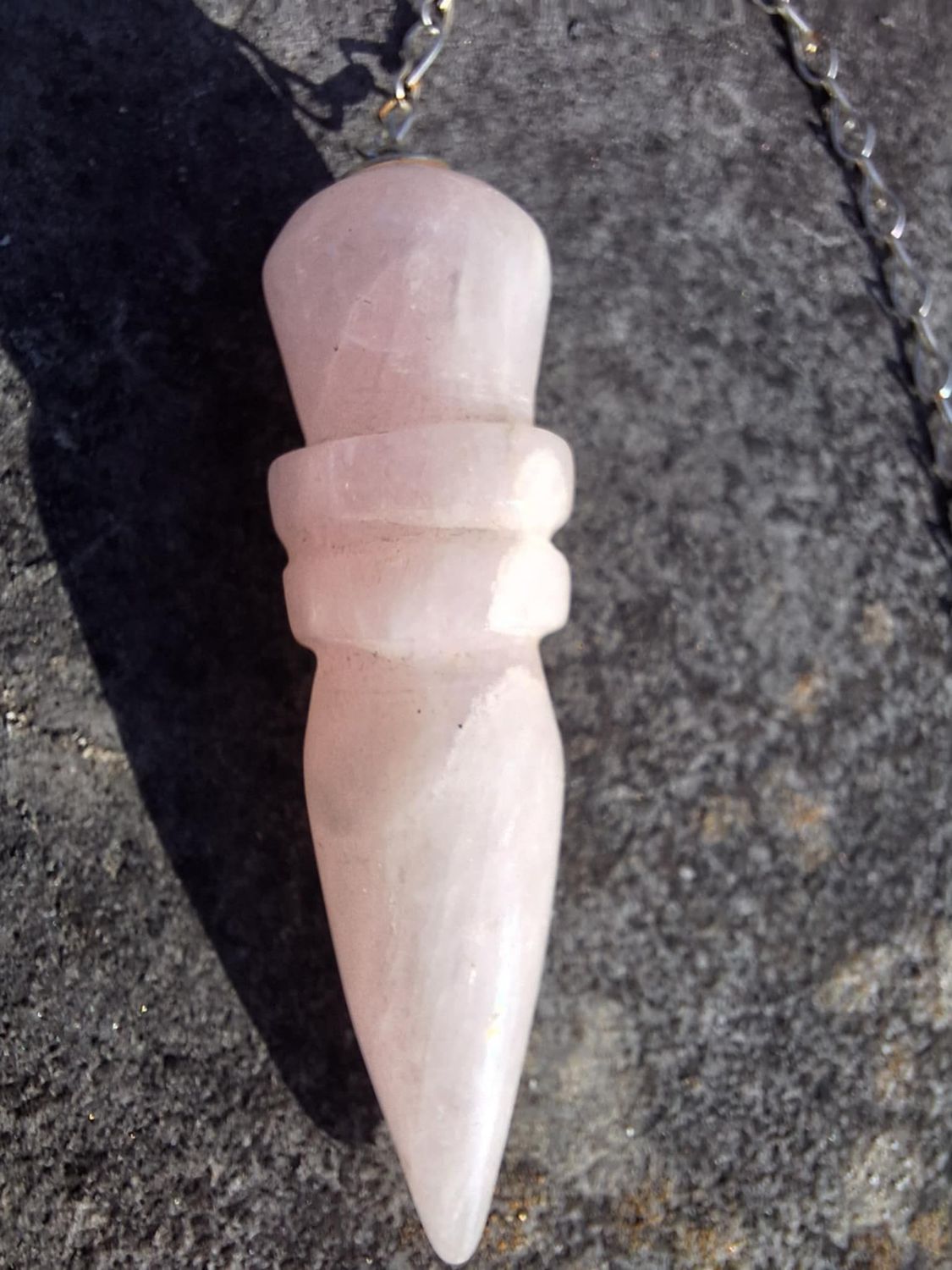 Pendule Quartz rose pierre naturel