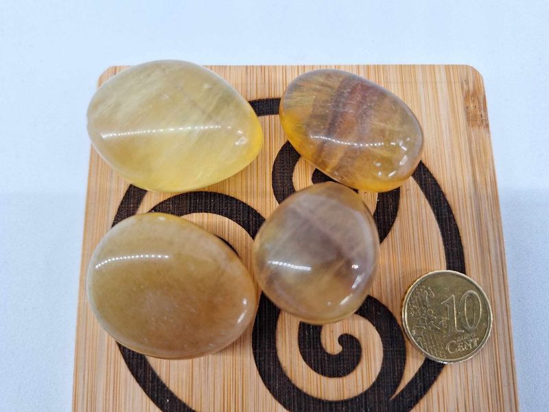 Pierre roulée Fluorite jaune pierre naturel