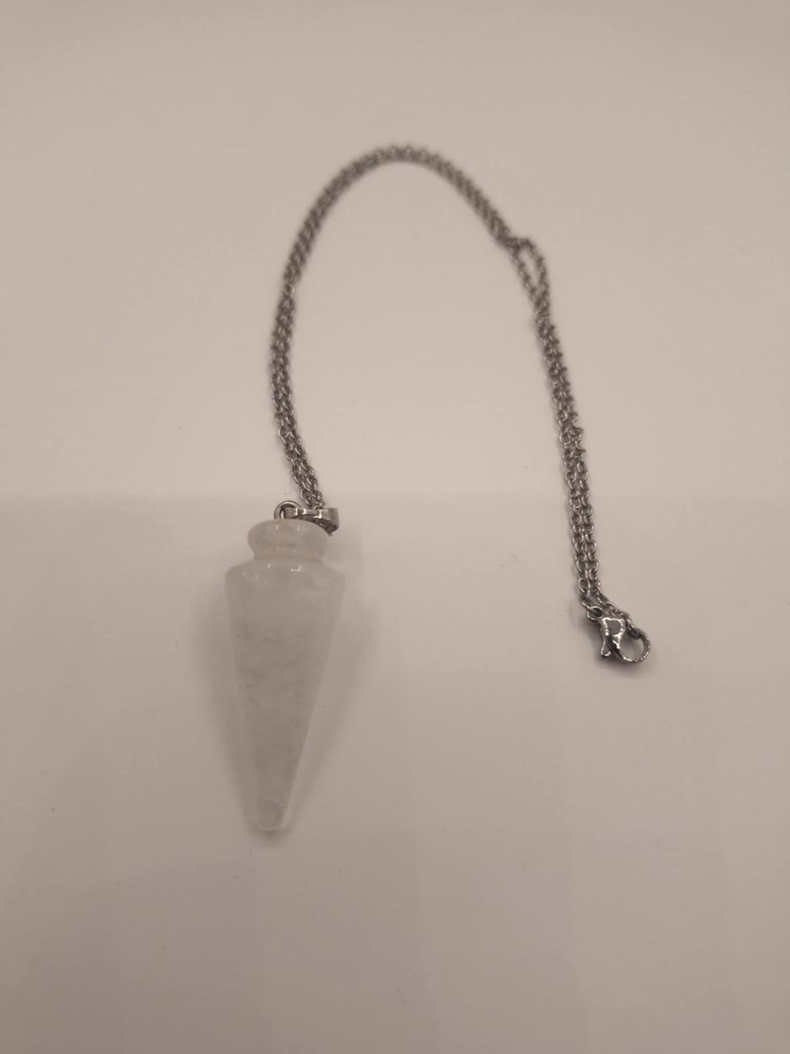 Pendule ou Pendentif Cristal de roche pierre naturel
