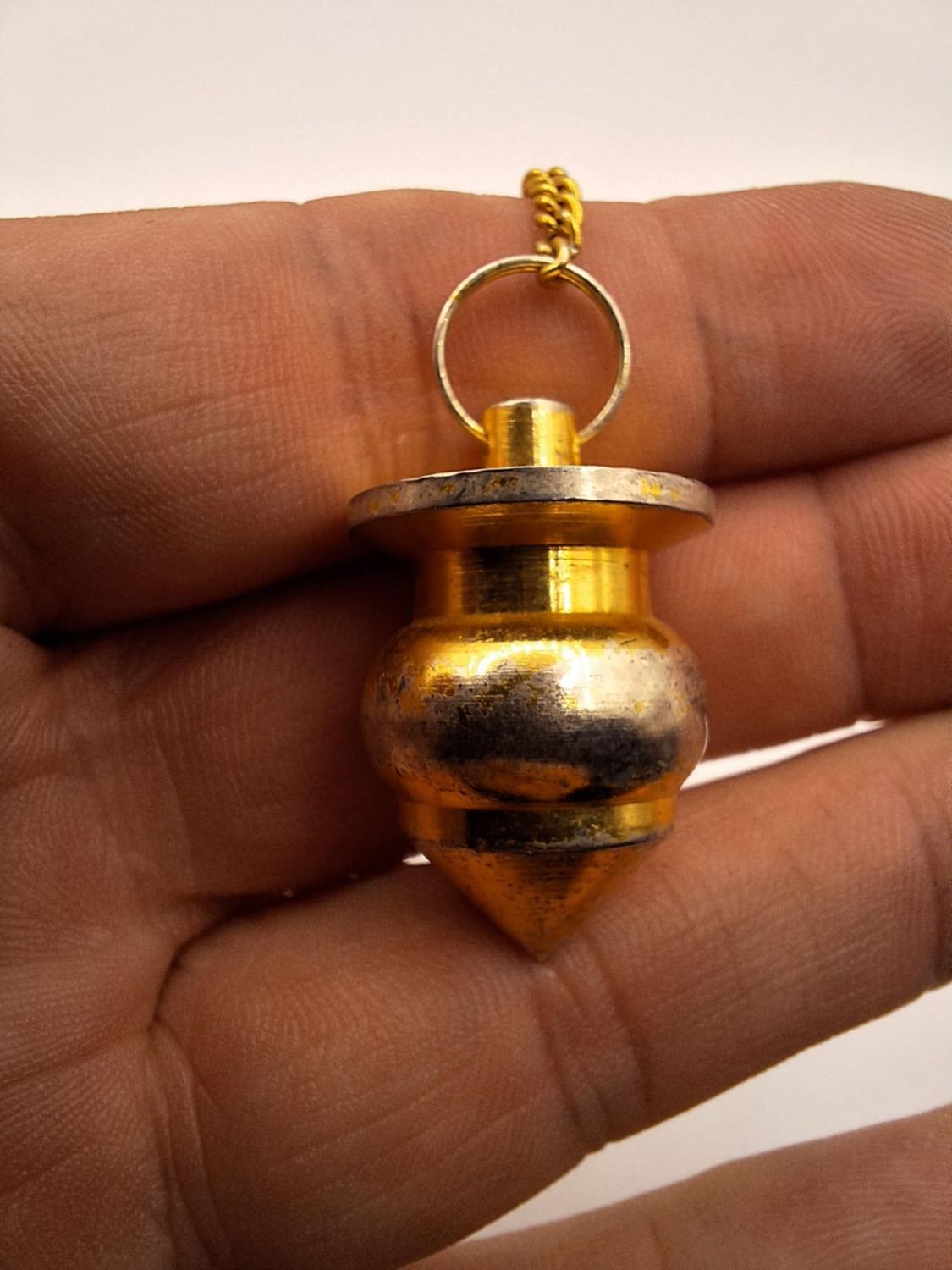 Pendule divinatoire en laiton
