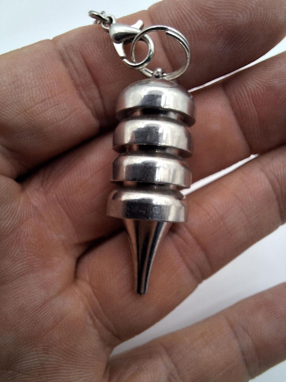 Pendule divinatoire en laiton