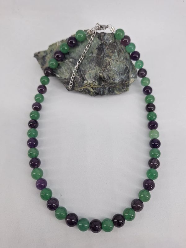 Collier équilibre 8mm pierre naturel fait main