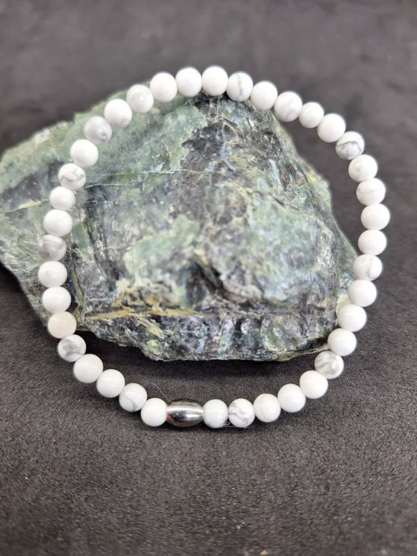 Bracelet Howlite  4mm pierre naturel fait main